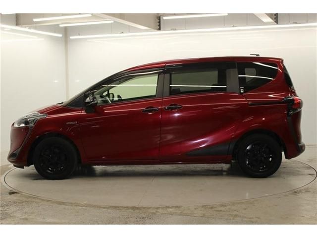 TOYOTA SIENTA HYBRID 2020 Image 31