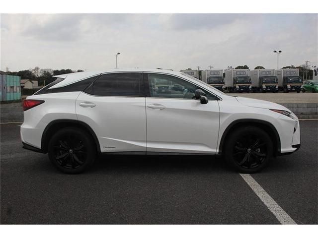 TOYOTA LEXUS RX450H AWD 2019 Image 31
