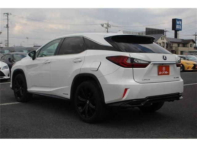 TOYOTA LEXUS RX450H AWD 2019 Image 31