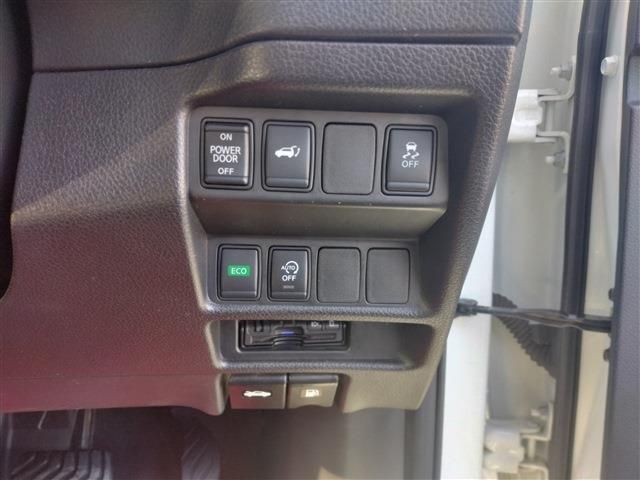 NISSAN X-TRAIL 4WD 2018 Image 31