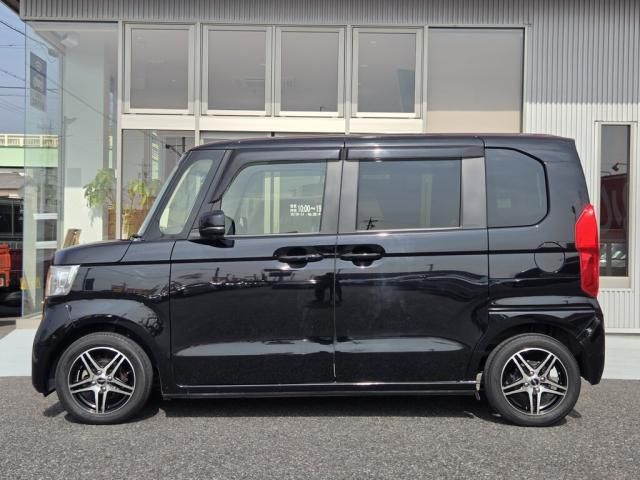 HONDA N BOX 2018 Image 31