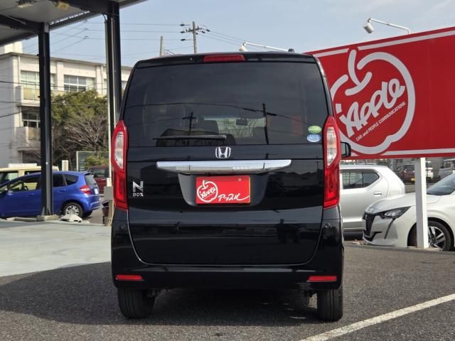HONDA N BOX 2018 Image 31