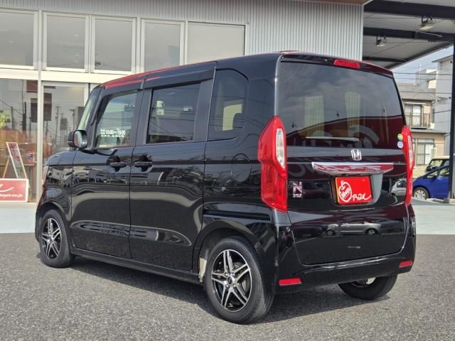 HONDA N BOX 2018 Image 31