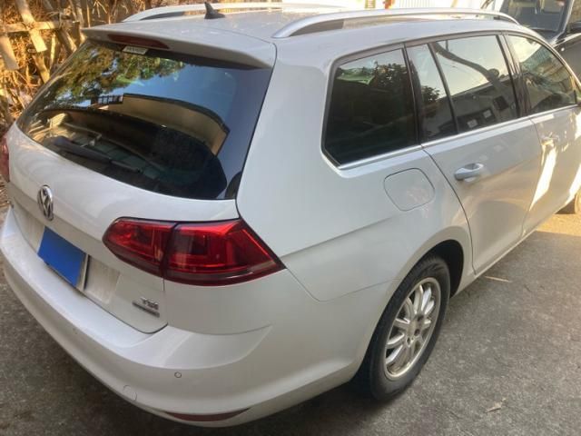 VOLKSWAGEN GOLF VARI 2013 Image 31