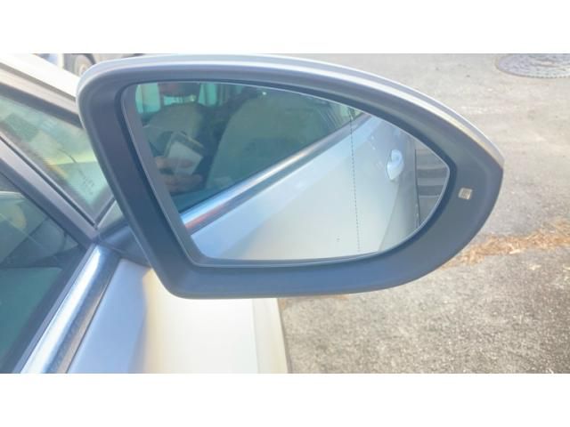 VOLKSWAGEN GOLF VARI 2013 Image 31