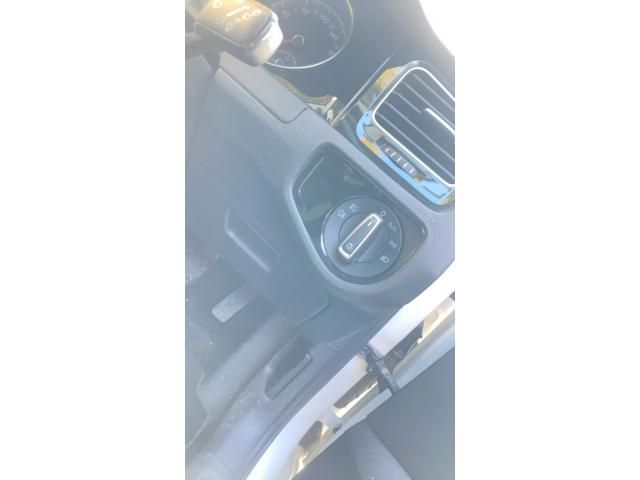 VOLKSWAGEN GOLF VARI 2013 Image 31