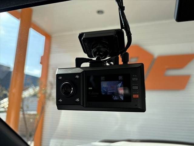 TOYOTA HILUX 4WD 2023 Image 31