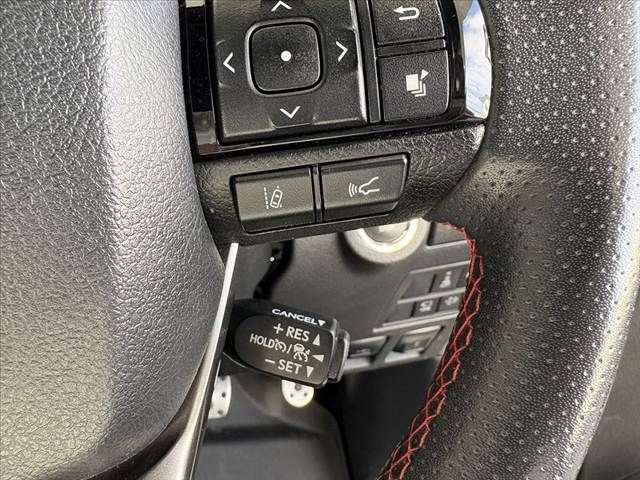 TOYOTA HILUX 4WD 2023 Image 31