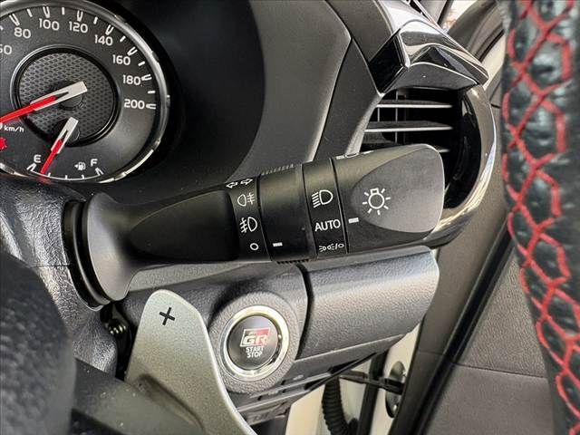 TOYOTA HILUX 4WD 2023 Image 31