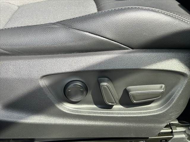 TOYOTA COROLLA CROSS HYBRID 2024 Image 31