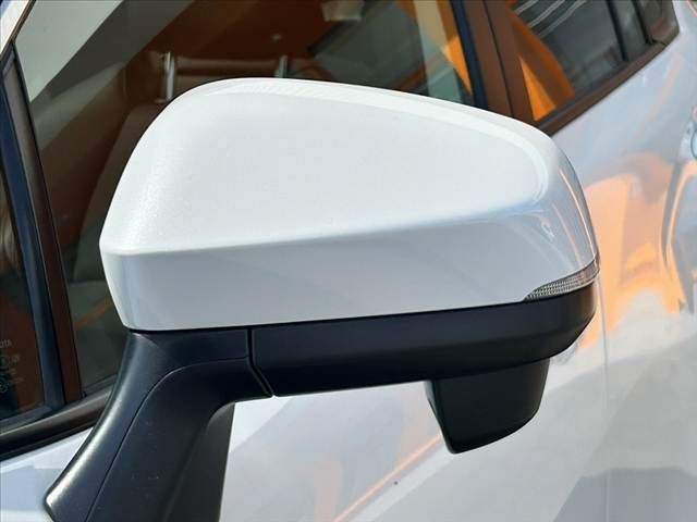 TOYOTA COROLLA CROSS HYBRID 2024 Image 31