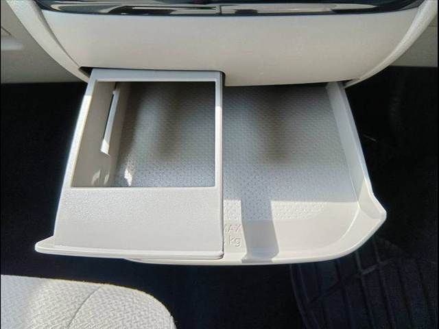 MITSUBISHI EK SPACE 2024 Image 31