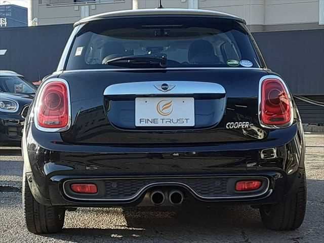 BMW MINI COOPER S 2015 Image 31