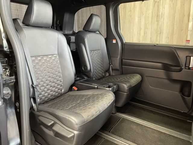 TOYOTA VOXY 2023 Image 31