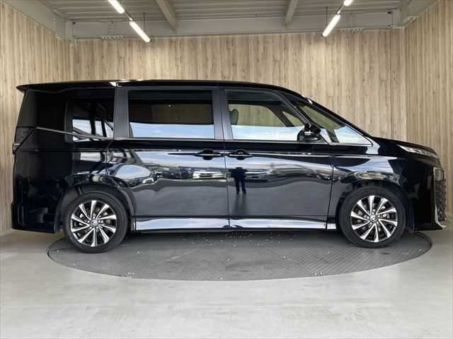 TOYOTA VOXY 2023 Image 31