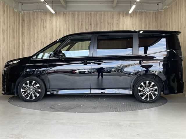 TOYOTA VOXY 2023 Image 31