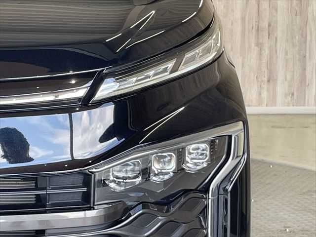 TOYOTA VOXY 2023 Image 31