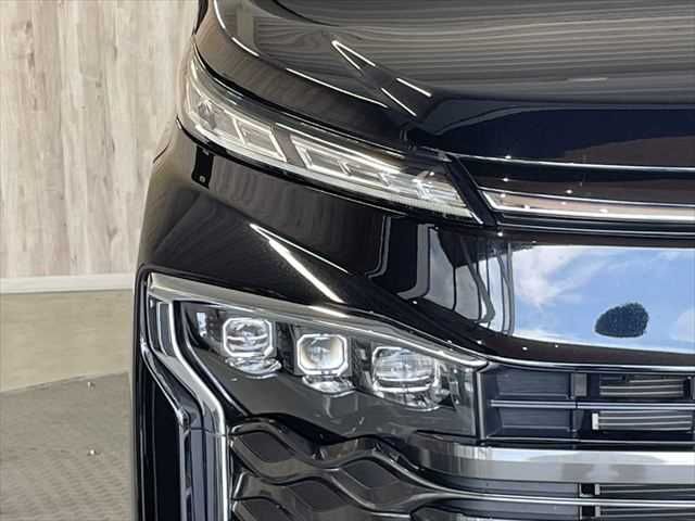 TOYOTA VOXY 2023 Image 31