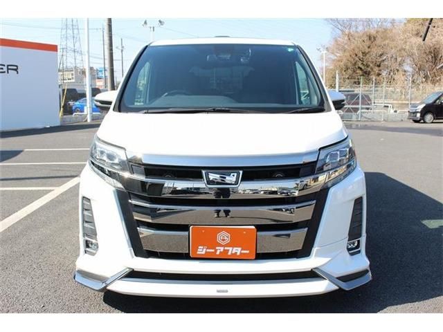 TOYOTA NOAH 2017 Image 31