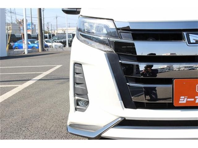 TOYOTA NOAH 2017 Image 31