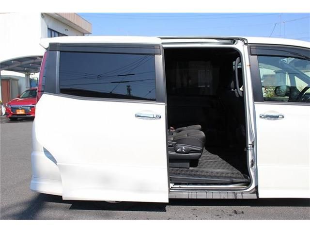 TOYOTA NOAH 2017 Image 31