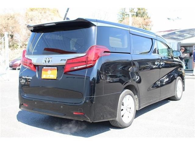 TOYOTA ALPHARD 2018 Image 31