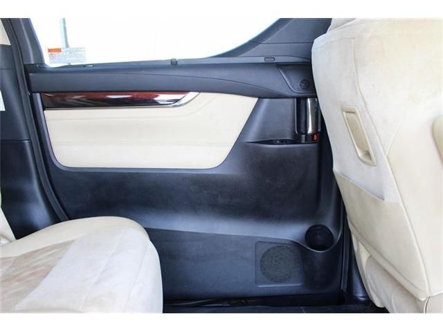 TOYOTA ALPHARD 2018 Image 31