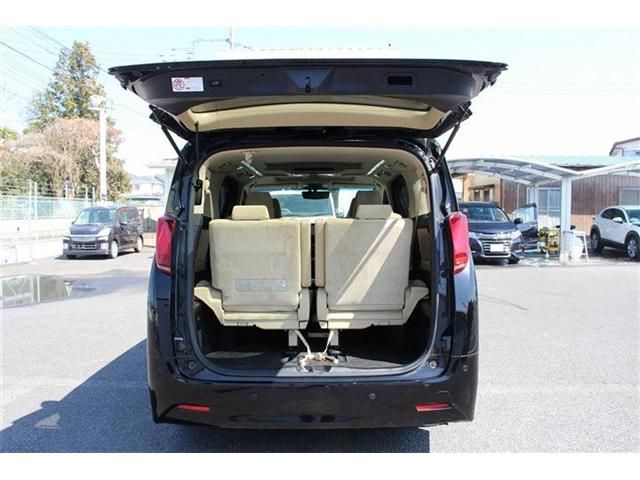 TOYOTA ALPHARD 2018 Image 31