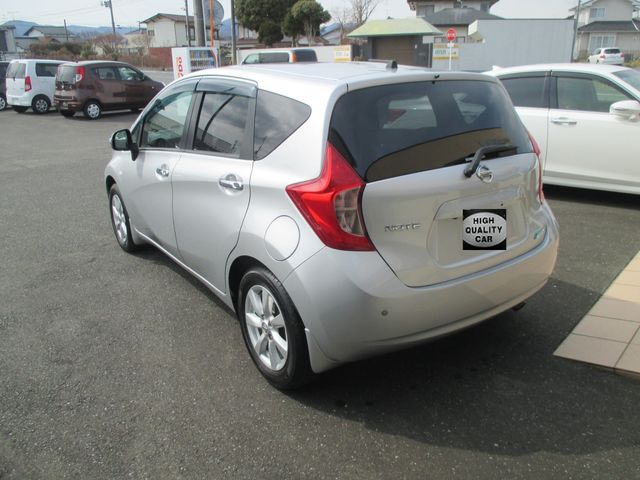 NISSAN NOTE 2012 Image 31