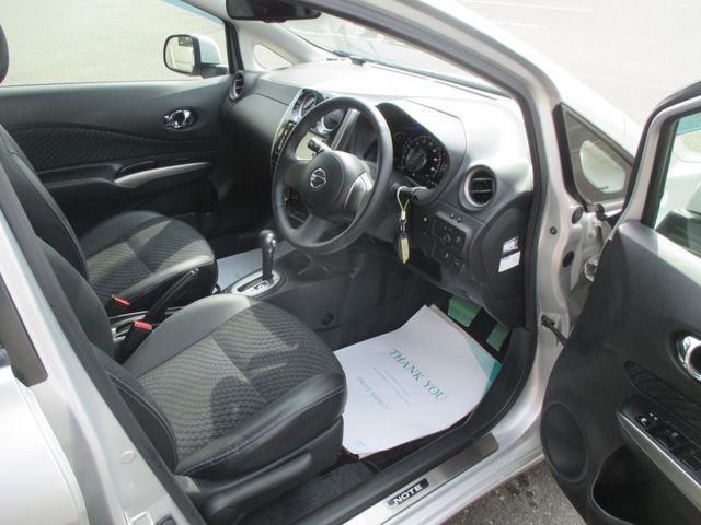 NISSAN NOTE 2012 Image 31