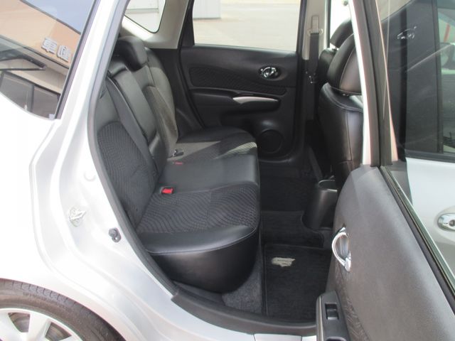 NISSAN NOTE 2012 Image 31