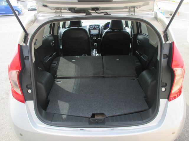 NISSAN NOTE 2012 Image 31