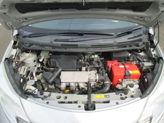 NISSAN NOTE 2012 Image 31