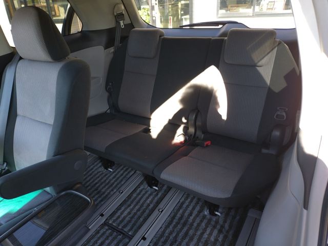 TOYOTA ESTIMA 2006 Image 31