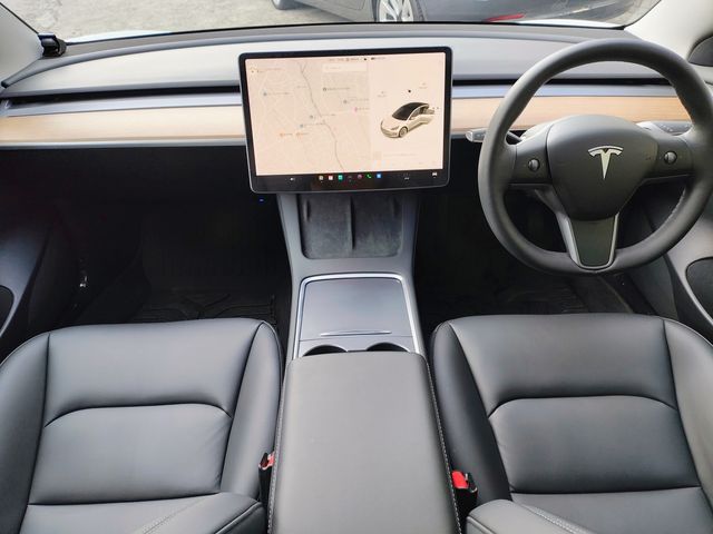 TESLA MODEL 3 2021 Image 31