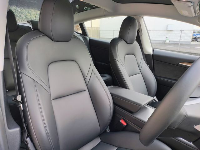 TESLA MODEL 3 2021 Image 31