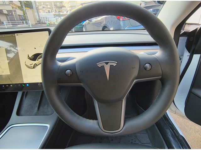 TESLA MODEL 3 2021 Image 31