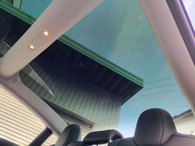 TESLA MODEL 3 2021 Image 31