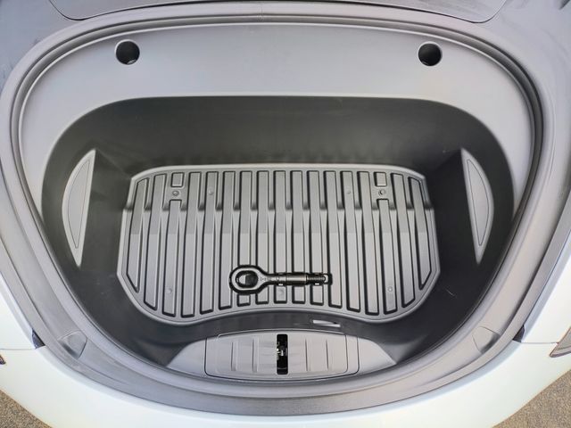 TESLA MODEL 3 2021 Image 31