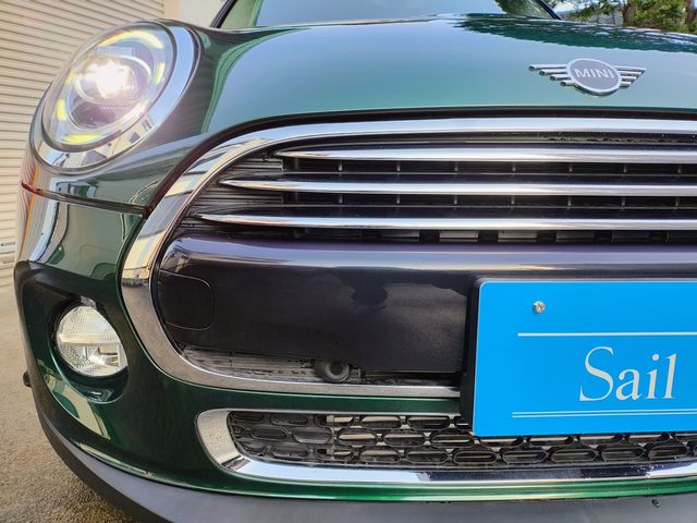 BMW MINI COOPER D 5DOOR 2018 Image 31