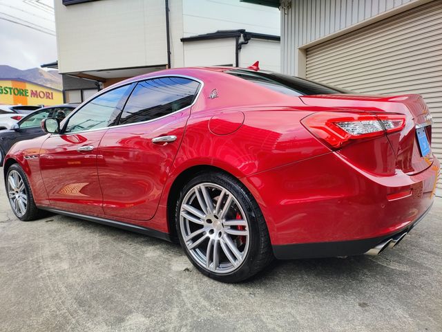 MASERATI GHIBLI SEDA 2018 Image 31