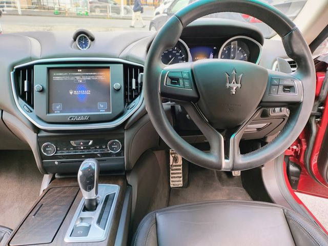 MASERATI GHIBLI SEDA 2018 Image 31
