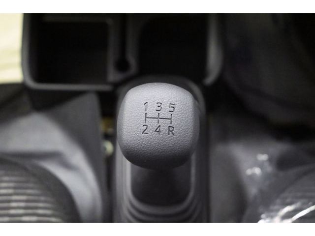 DAIHATSU HIJET TRUCK 4WD 2025 Image 31