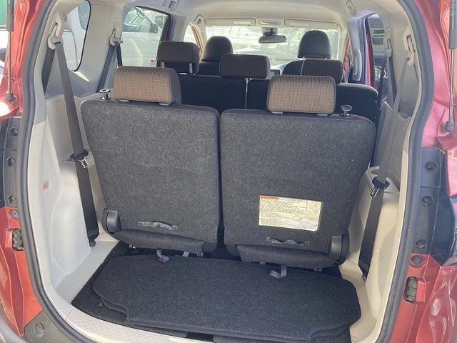 TOYOTA SIENTA HYBRID 2016 Image 31