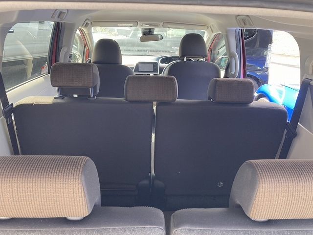 TOYOTA SIENTA HYBRID 2016 Image 31