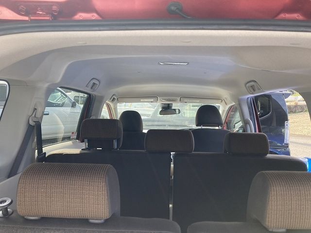 TOYOTA SIENTA HYBRID 2016 Image 31