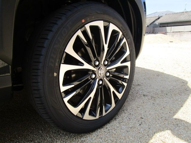 TOYOTA YARIS CROSS HYBRID 2026 Image 31