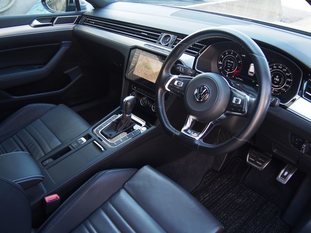 VOLKSWAGEN PASSAT VA 2017 Image 31