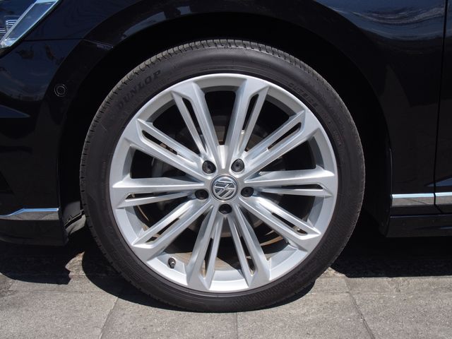 VOLKSWAGEN PASSAT VA 2017 Image 31