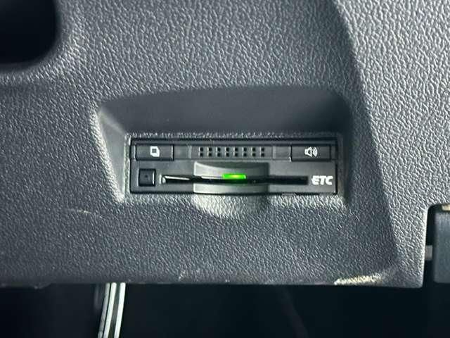 TOYOTA PRIUS 2016 Image 31